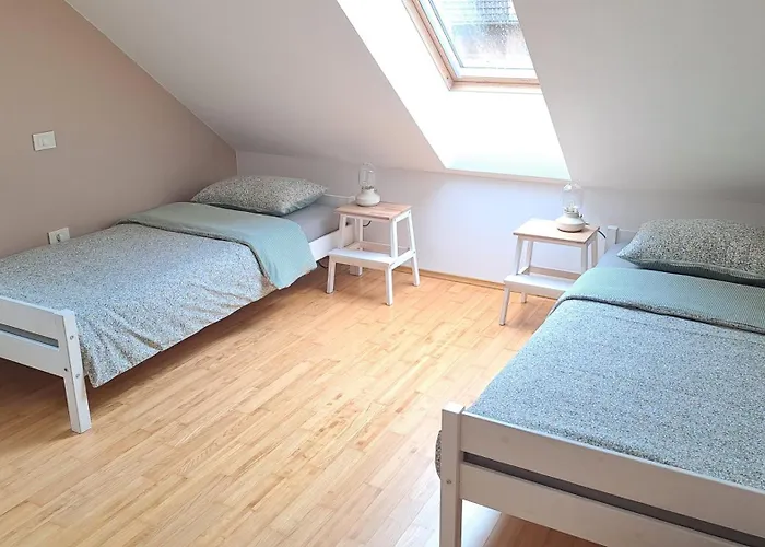 Homeslovenia - Your In The Heart Of Slovenia منزل للإقامة Selca